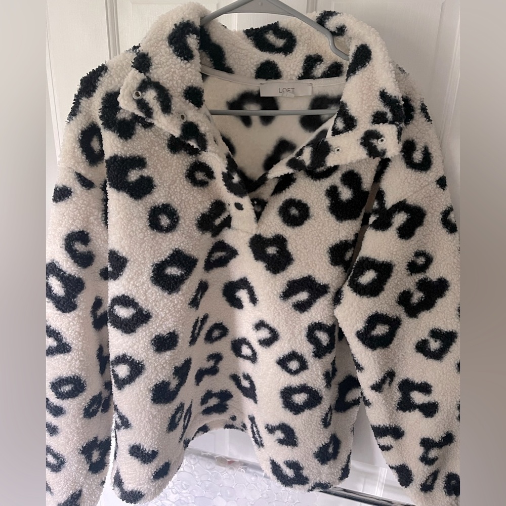 Fuzzy LOFT pattern quarter sweater size medium - Picture 1 of 5